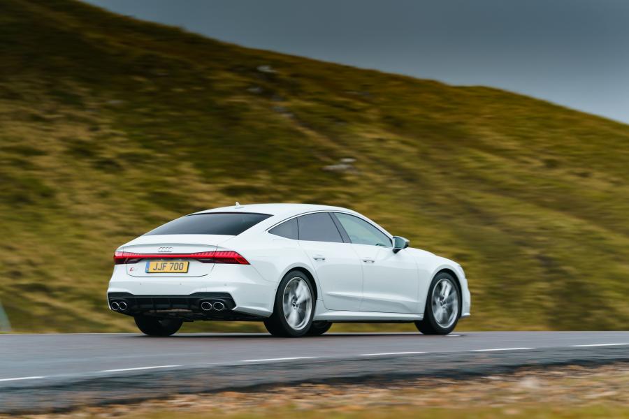  Audi S7 Sportback TDI 2019 года  (UK) (фото 13 из 41)